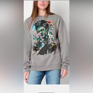 Gray Graphic Junior’s Sweater Frida Kahlo